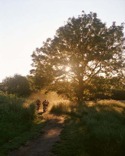 Photographer Freya Najade publishes new book exploring the wilderness of Hackney Marshes