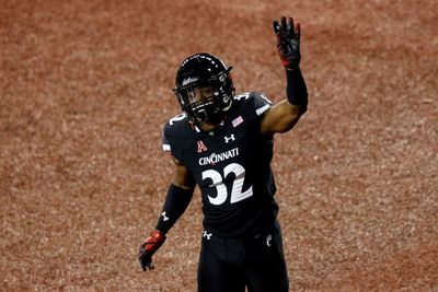 Browns tryout 3 safeties including Cincinnati Bearcats standout James Wiggins