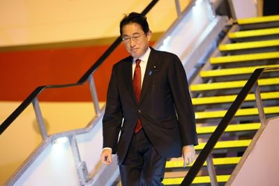 Japanese, Australia PMs eye new security pact