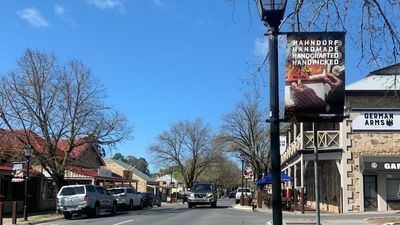 Hahndorf split on latest SA government plan to ease traffic problems in historic tourist town