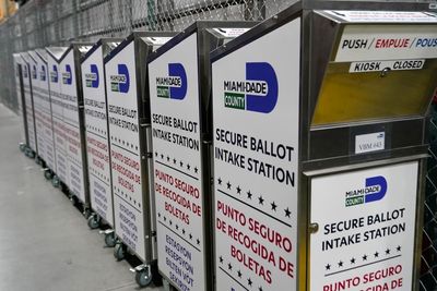 GOP voters told to hold onto mail ballots until Election Day