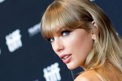 As elections near, Taylor Swift and sex tapes on the US campaign trail