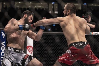 Abubakar Nurmagomedov def. Gadzhi Omargadzhiev at UFC 280: Best photos