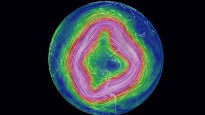 Strong Antarctic polar vortex adds to south-east Australian rainfall and flood risk, BOM says