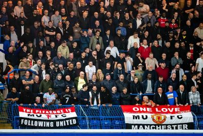 Rival managers and FA condemn homophobic chanting from Man Utd fans at Chelsea