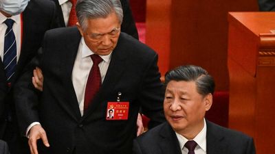 Hu Jintao’s Exit Was Mysterious. Xi Jinping’s Power Play Is Not.
