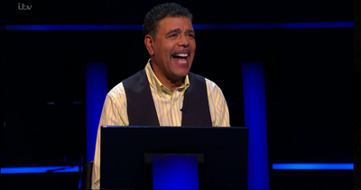 Millionaire viewers say Chris Kamara appearance 'hard to watch' as he bravely battles speech condition