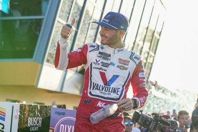 NASCAR Cup Homestead: Larson dominates to beat Chastain, Allmendinger