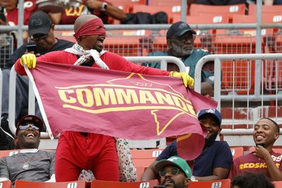 Commanders fans say security told them to take down ‘sell the team’ signs