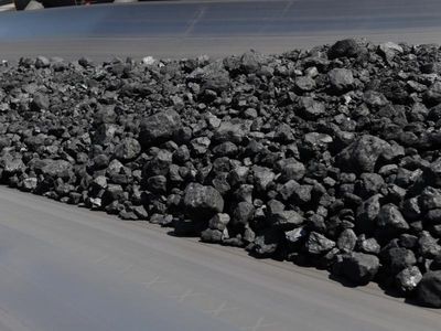 South32 cuts metallurgical coal guidance