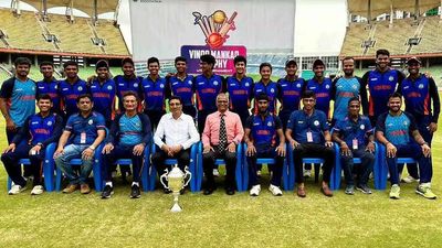 Late effort from bowlers takes Vidarbha to Vinoo Mankad title