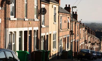 Hundreds more homeless families rehoused outside local area in England