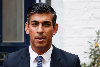 Next UK prime minister: Sunak closes in after Johnson balks