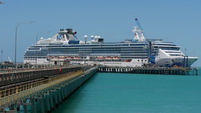 COVID-19 cases confirmed aboard first cruise liner to dock in Western Australia after two years