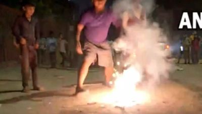 Despite ban, firecrackers burst in many parts of Delhi on Diwali