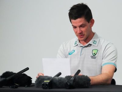 Tim Paine 'abandoned' by CA amid text saga