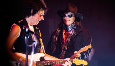 Jeff Beck, Johnny Depp prove an entertaining combination in concert