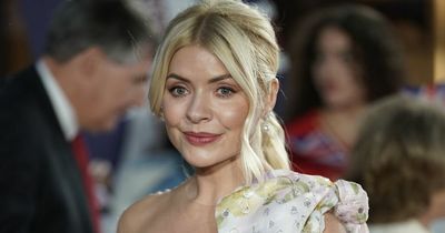 Holly Willoughby joined by rarely seen lookalike sister at Pride of Britain Awards