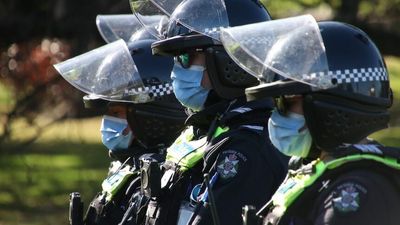 Corruption watchdog warns of misconduct risks in Victoria Police's Critical Incident Response Team