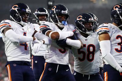 WATCH: Bears rookies Jaquan Brisker, Kyler Gordon both grab 1-handed INTs vs. Patriots