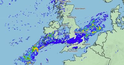 UK weather forecast: Brits to be lashed by heavy rain as flood alerts issued