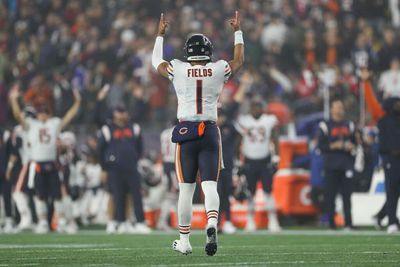 Twitter reacts to Bears’ upset win over Patriots on MNF