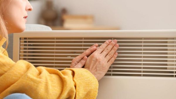 Top tips for saving money this winter as cost-of-living crisis bites