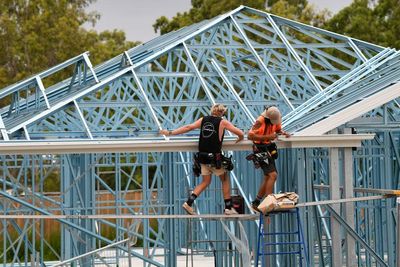 2022 budget: Jim Chalmers delivers national housing agreement to build 1m homes