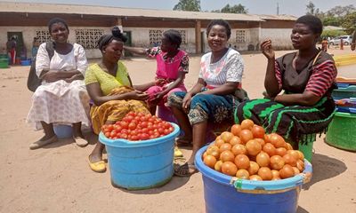 ‘Everything’s gone up’: soaring inflation hits Malawi’s market trade
