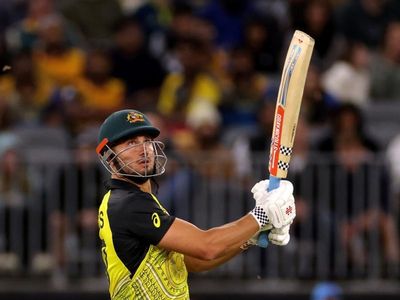 Stoinis stars as Australia down Sri Lanka