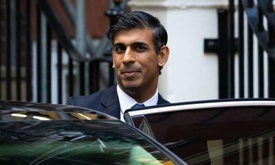 First Thing: Rishi Sunak becomes UK’s PM after meeting the king