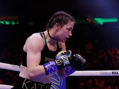 Katie Taylor vs Karen Elizabeth Carabajal time: When do ring walks for fight start this weekend?