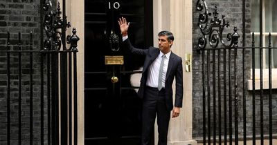 Rishi Sunak throws shade at Liz Truss as he enters Downing Street