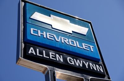 GM confirms profit forecast despite 'challenging' environment