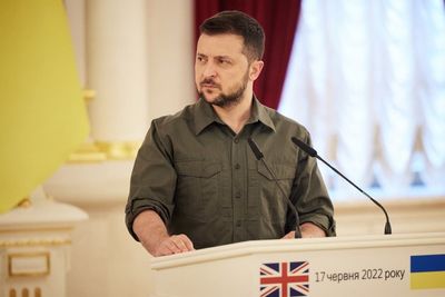 Zelensky ready to ‘strengthen strategic partnership’ with UK as Sunak becomes PM