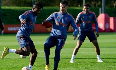 Cristiano Ronaldo back training with Manchester United first team after exile