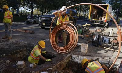 US lawmakers call for more measures to protect against toxic lead in tap water