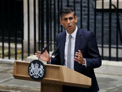 Rishi Sunak reshuffles Cabinet as Braverman and Gove return