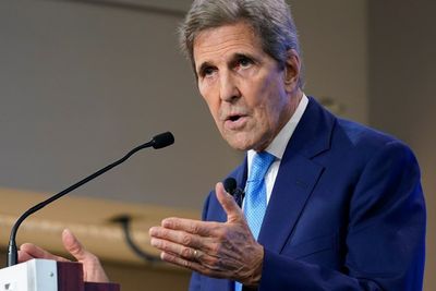 Kerry: US not 'obstructing' talk of climate compensation