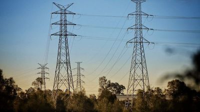 Anthony Albanese considering electricity market intervention as federal budget forecasts surging prices
