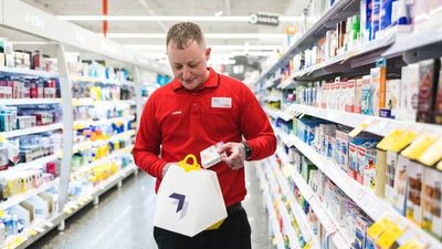 QLD starts supermarket drone delivery for northern Gold Coast customers, but expert warns of pitfalls