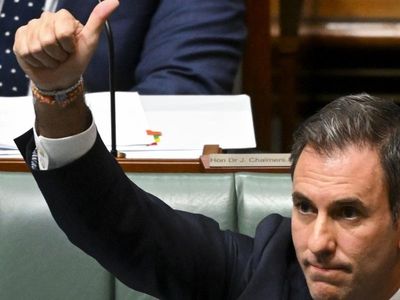 Annual inflation soars to 7.3 per cent