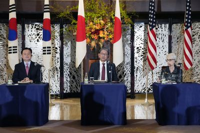 US, Japan, S Korea vow response if N Korea tests nuclear bomb