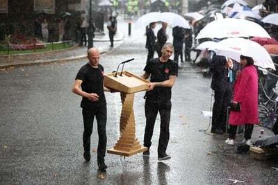 No 10: Jenga-style lectern replaced and Hot Podium Guy makes return