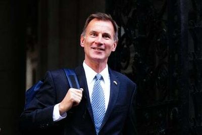 Chancellor Jeremy Hunt could delay fiscal statement, minister suggests