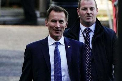 Jeremy Hunt delays Oct 31 fiscal statement