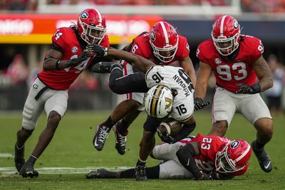 UGA football offers home-schooled pass rusher