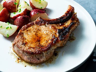 5 tips for cooking juicy pork chops without the oven