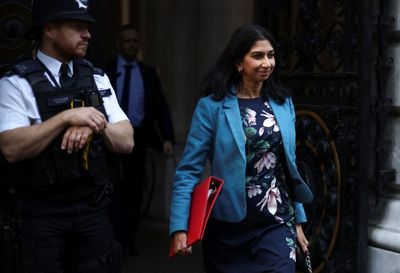 Suella Braverman ‘runs away’ from parliament as minister confirms she will not be investigated OLD