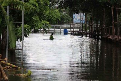21 provinces still partly flooded, but water receding